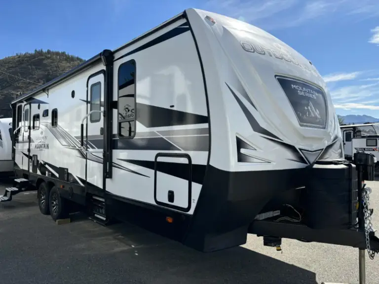 2025 OUTDOORS RV BLACKSTONE 250RDS