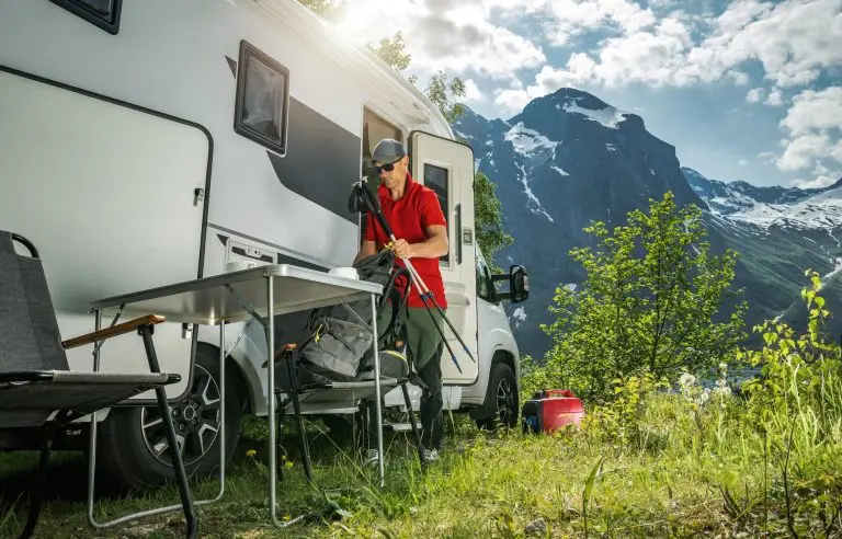 Camper van motor home road trip theme